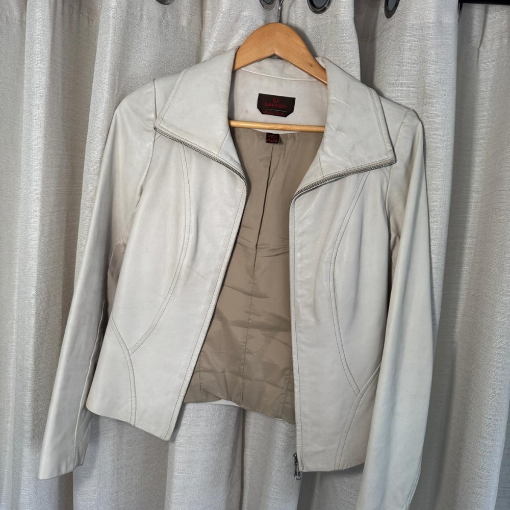 Fitted White Leather Danier Jacket